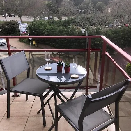 Petite Terasse Vue Mer. Apartment *